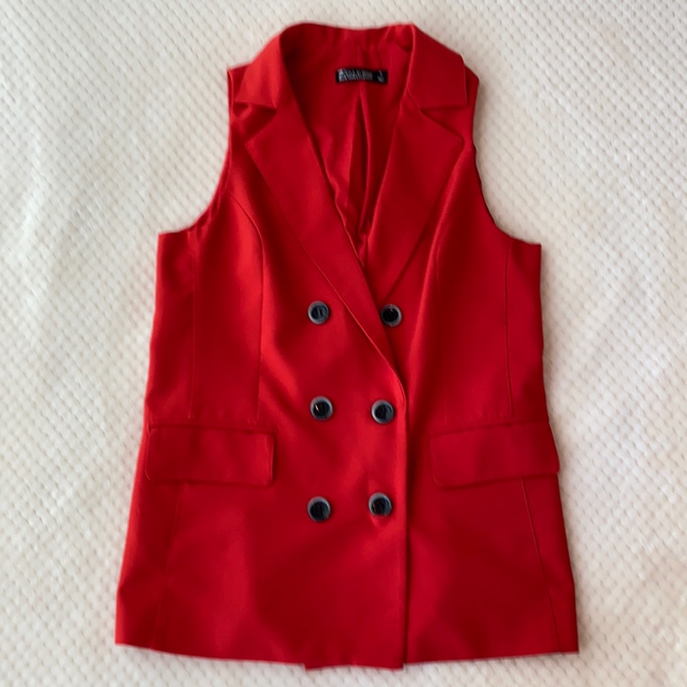 Double breasted vest